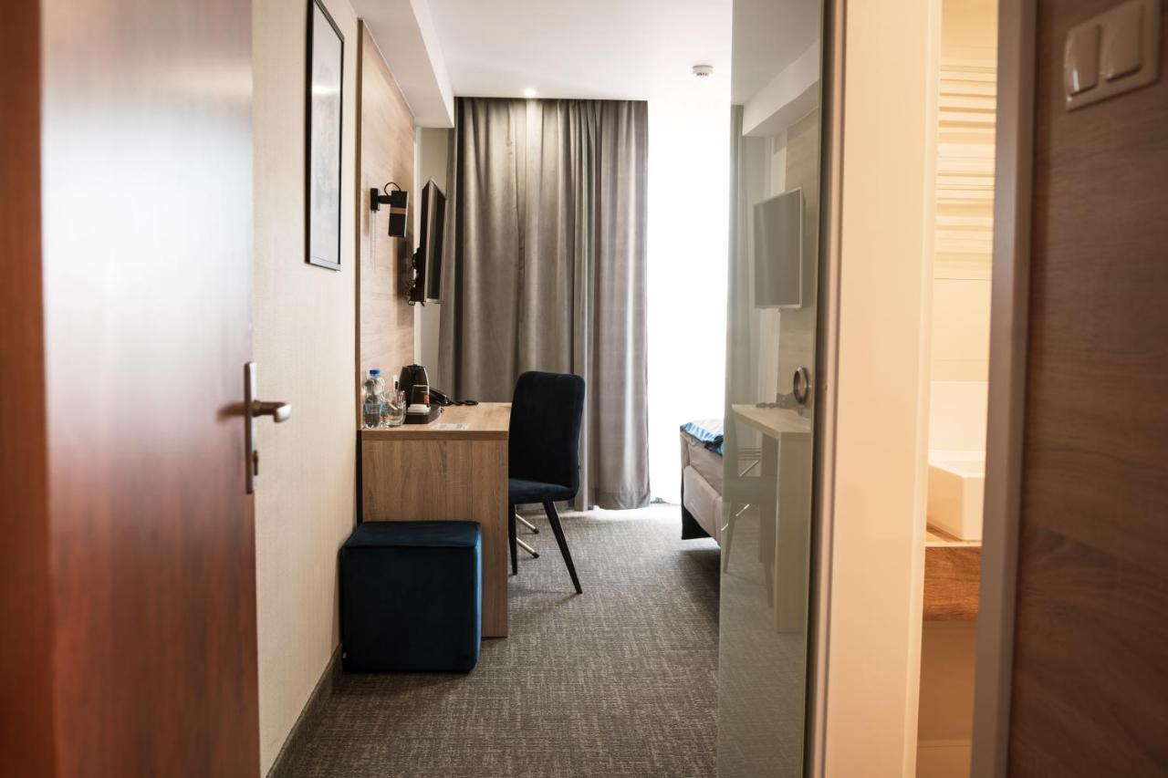 Gold Hotel Złotoryja Extérieur photo